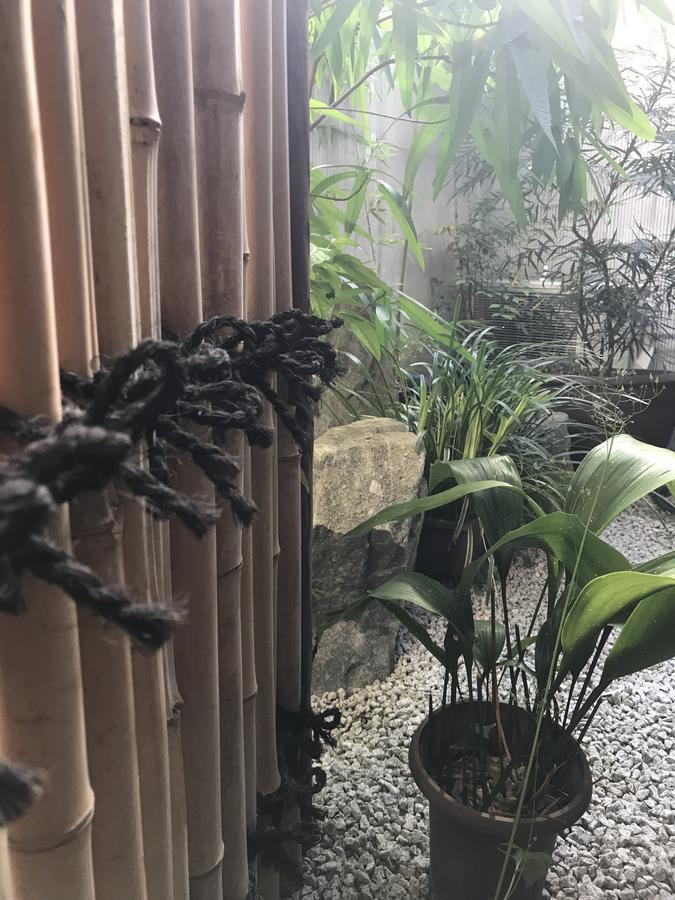 Hostel Waraku House *