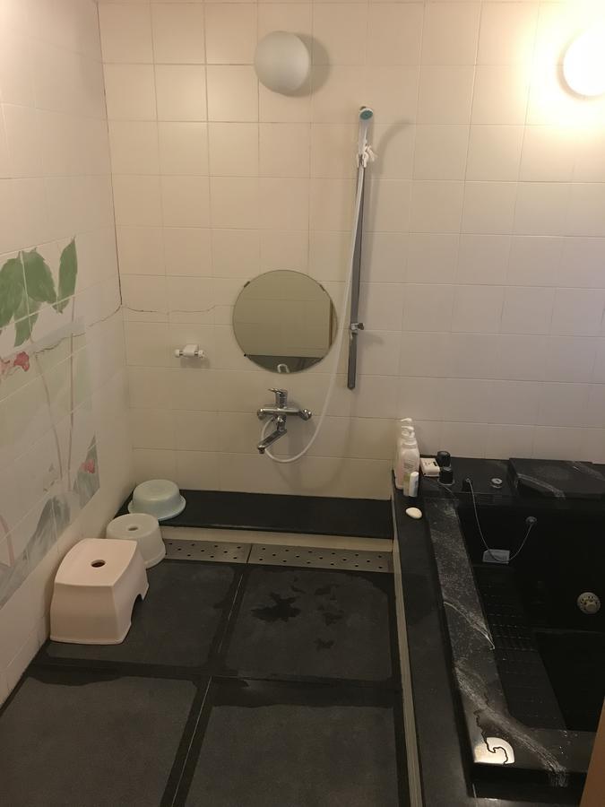 Waraku House Hostel