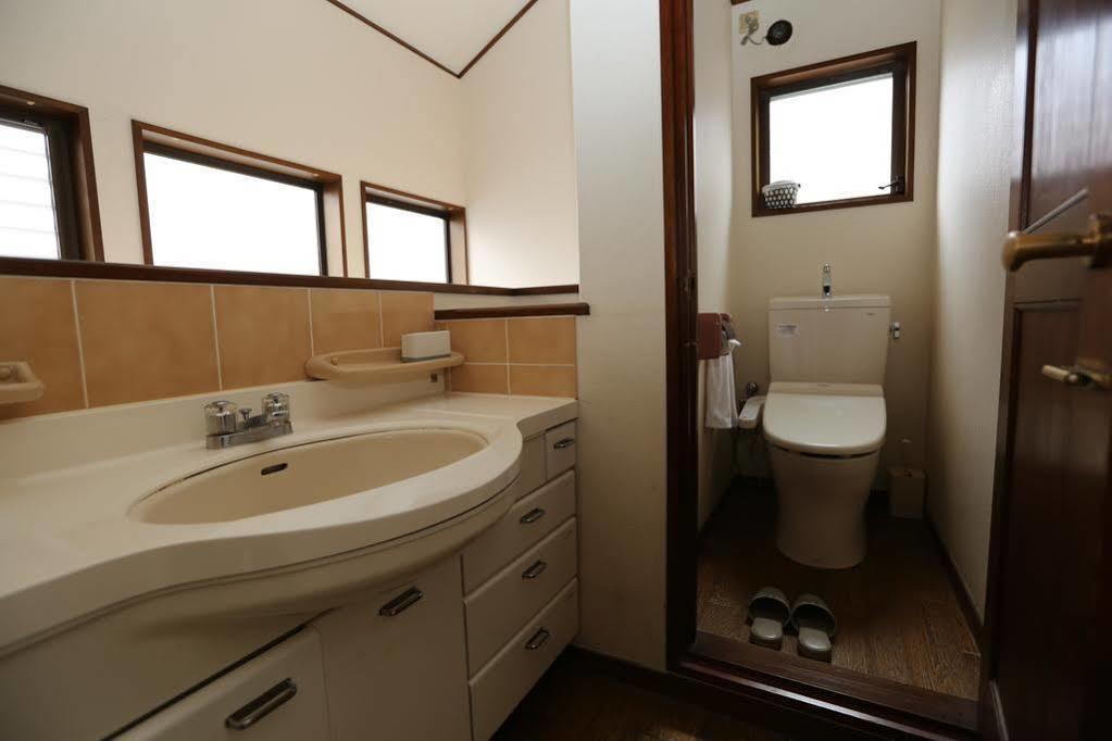 Hostel Waraku House
