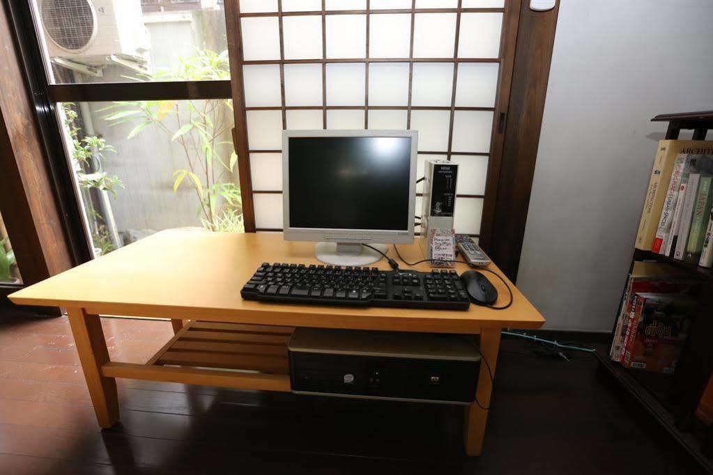 Hostel Waraku House